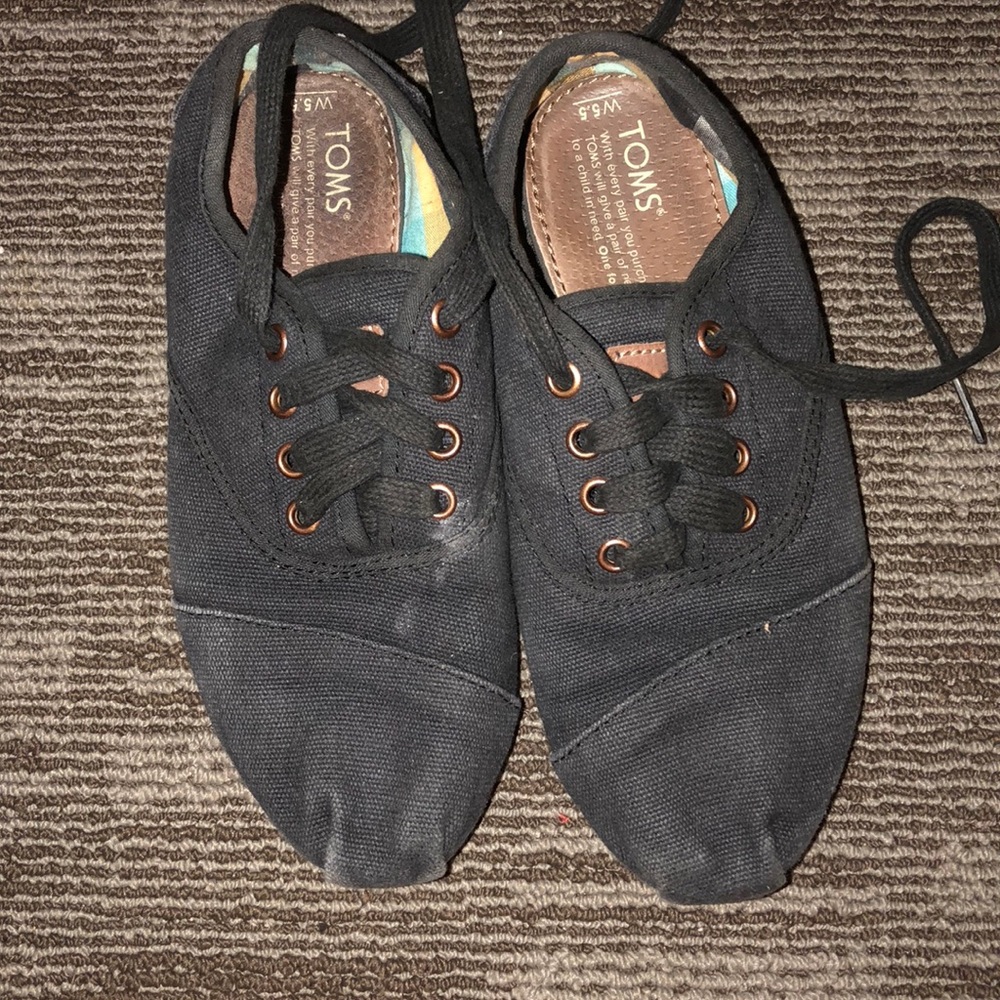 Black Toms